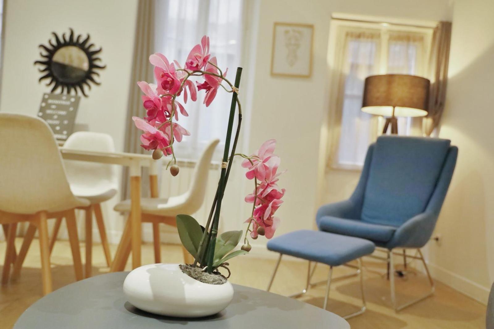 L'Escapade, Appartement Cosy Au Coeur De Grasse Zewnętrze zdjęcie